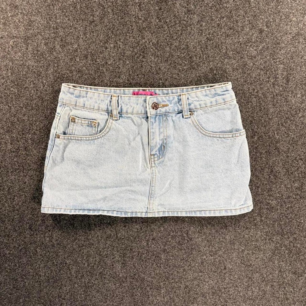 Edikted Light Wash Mini Denim Skirt Womens Size Small Y2K Casual Streetwear Blue